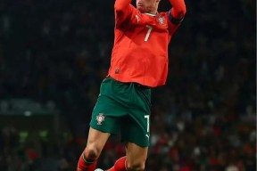 开云体育-C罗连续二十场比赛得分超过最后时刻胜出，瑞士队不断突破！